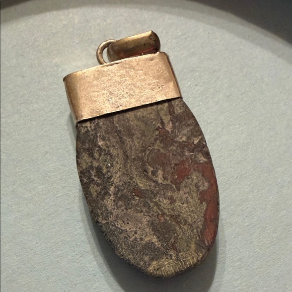 Elegant 925 Sterling Silver BloodStone Pendant - Picture 2 of 3